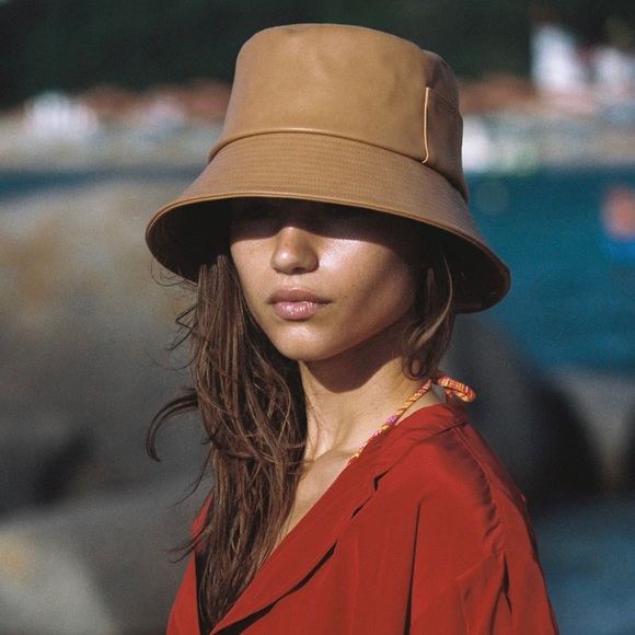 LACK OF COLOR WAVE BUCKET - VEGAN LEATHER - Picture 2 of 3